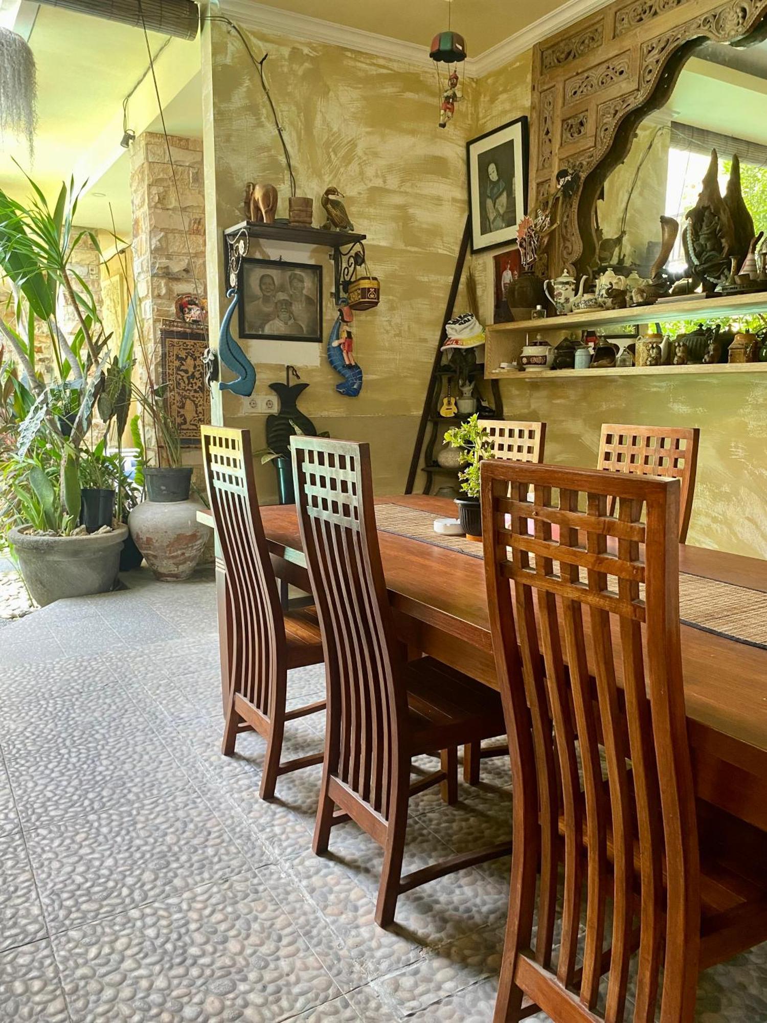Frog Homestay Sanur Exterior photo